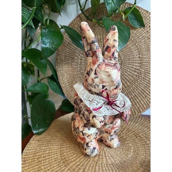 Vintage papier-mâché floral Easter bunny,  coin Bank - Picture 1 of 12